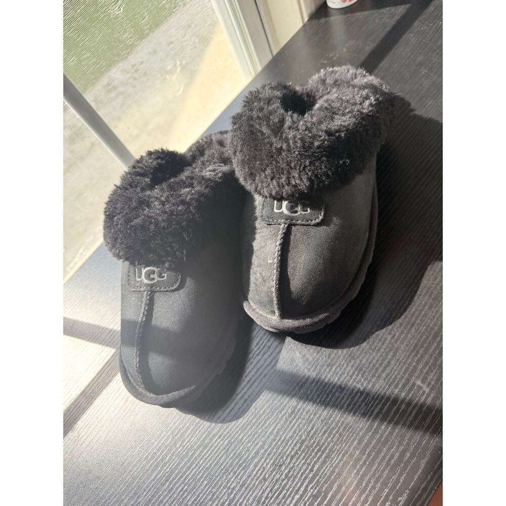 UGG Black Shearling Clog Slippers Women’s Size 9 Suede Cozy Slip-On Shoes